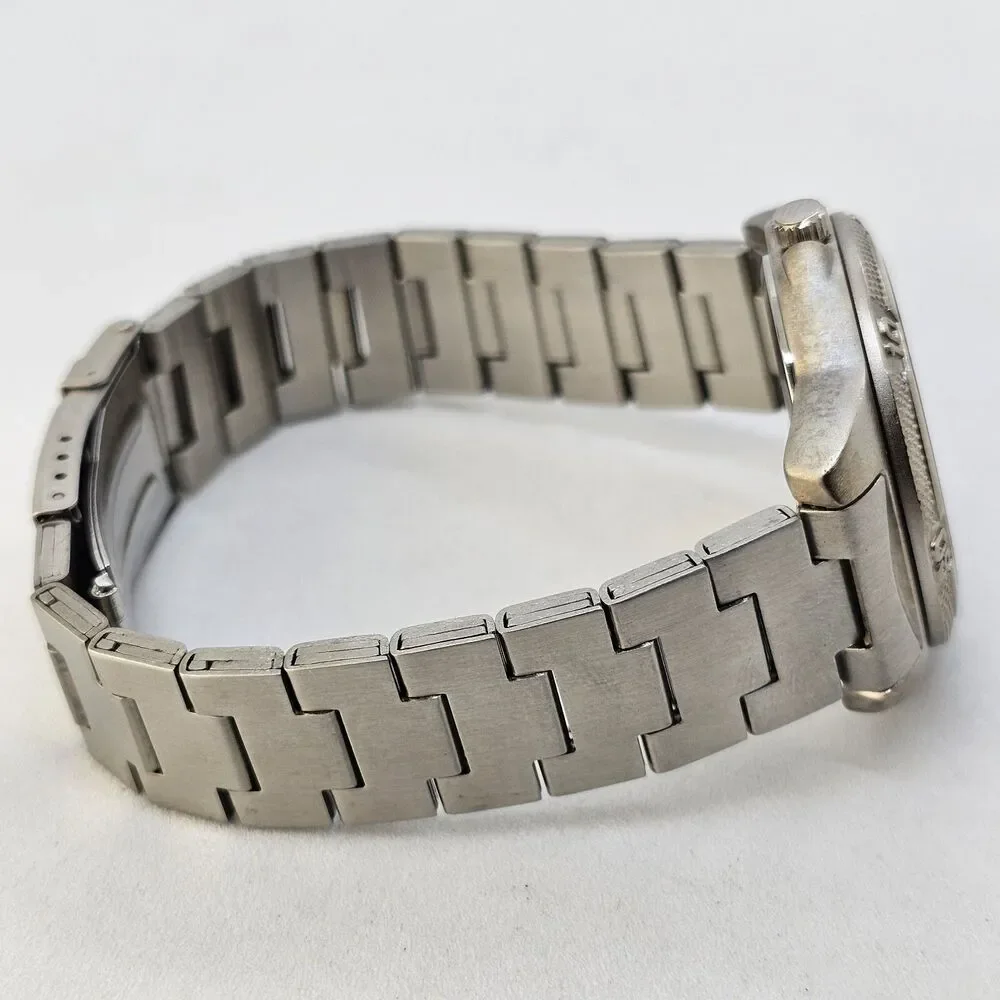Belle Suisse 38MM Men's Watch Black Dial Gray Band Mineral Crystal 8